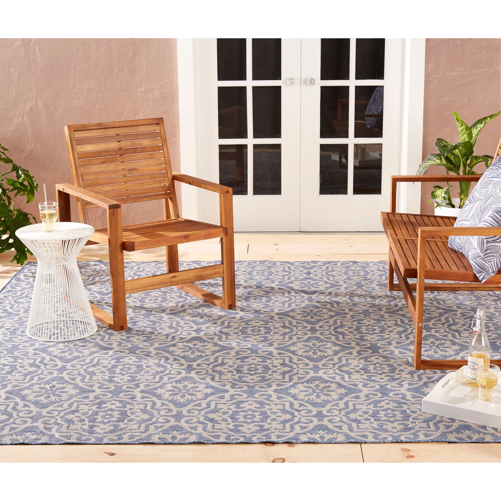 Nicole Miller New York Patio Country Julia Transitional Geometric Indoor/Outdoor Area Rug, Blue/Grey, 3'11"x5'2" - Image 5